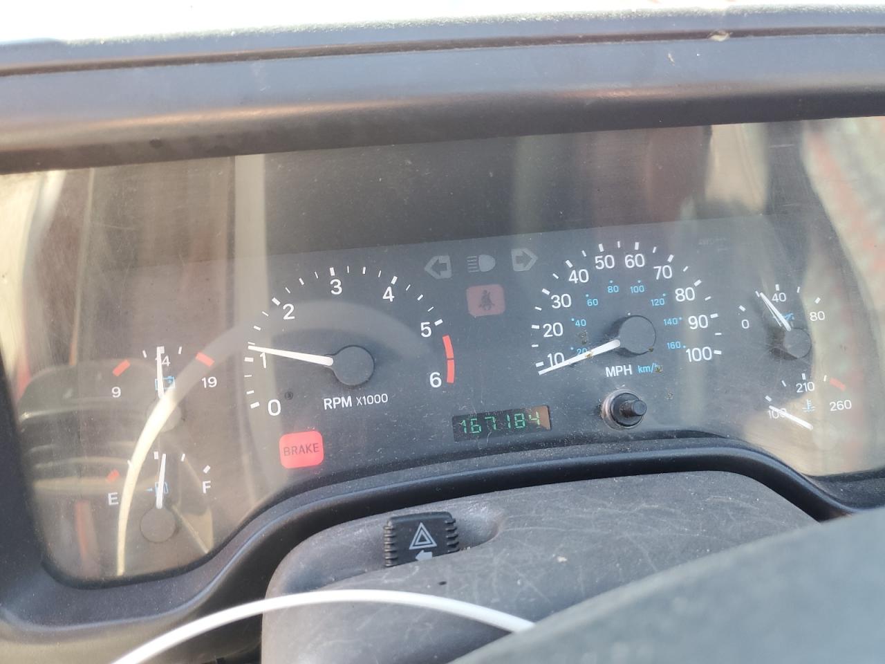 1997 Jeep Wrangler - Image 9