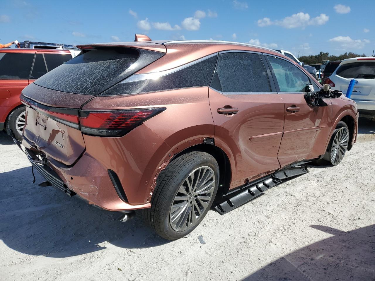 2024 Lexus RX - Image 3