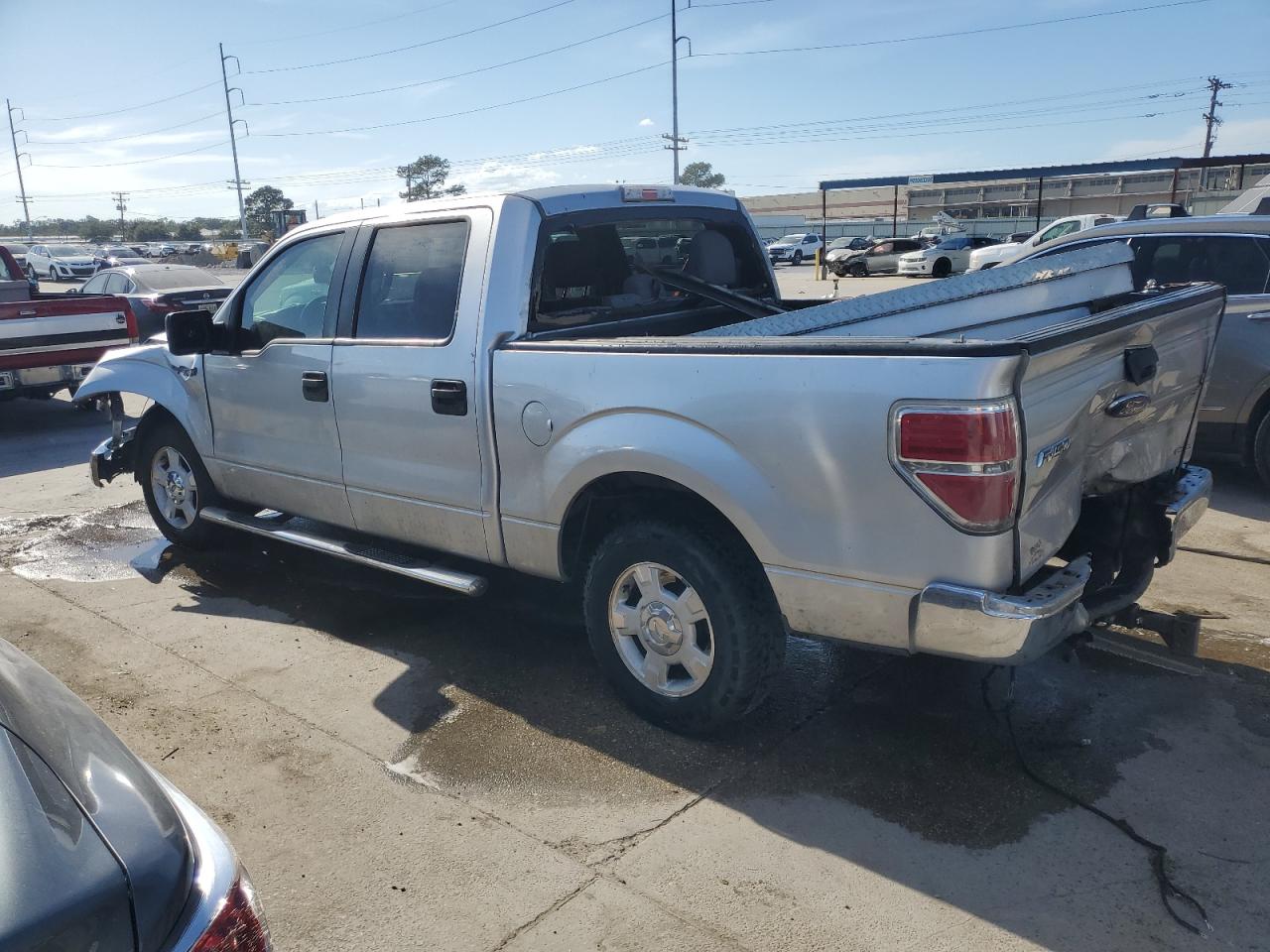 VIN 1FTFW1CF2DFB31917 2013 FORD F-150 no.2