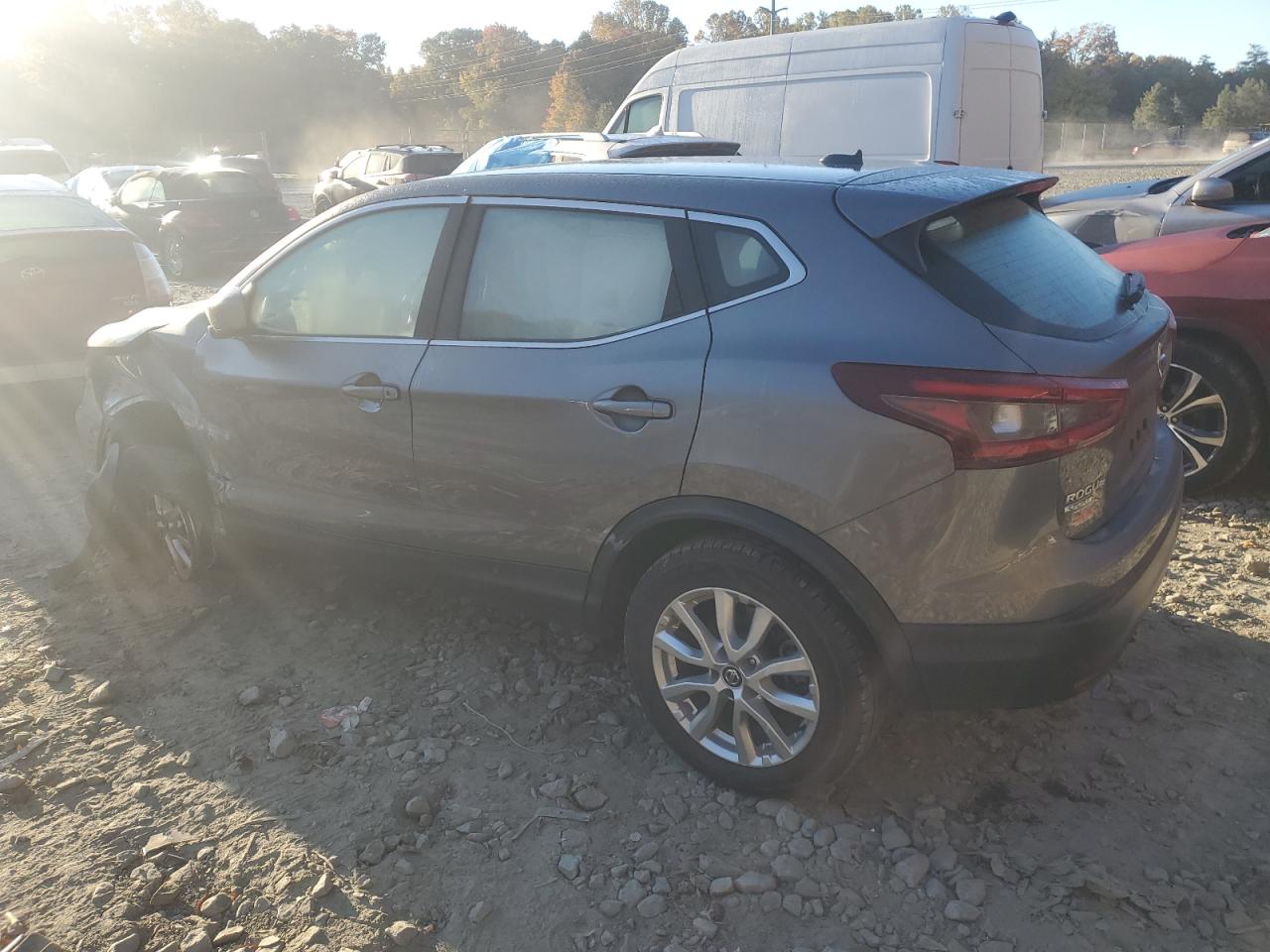 2021 Nissan Rogue - Image 2