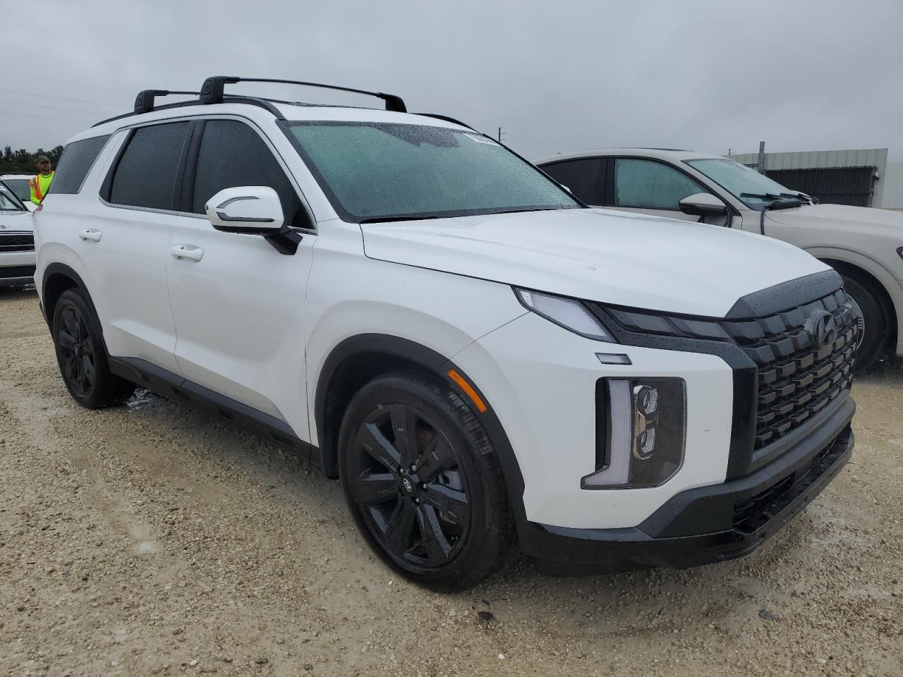 2024 Hyundai Palisade - Image 4