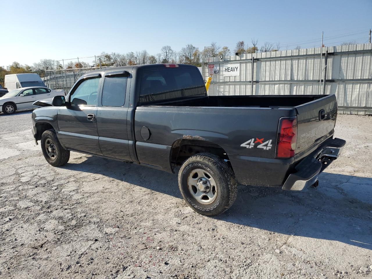 2004 Chevrolet Silverado K1500 VIN: 1GCEK19T54E372526 Lot: 77000644