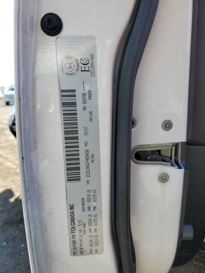 2015 Chrysler 300 - Image 14