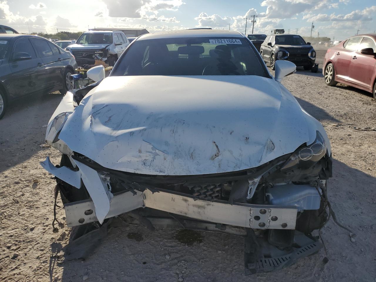 2016 Lexus IS - Image 5