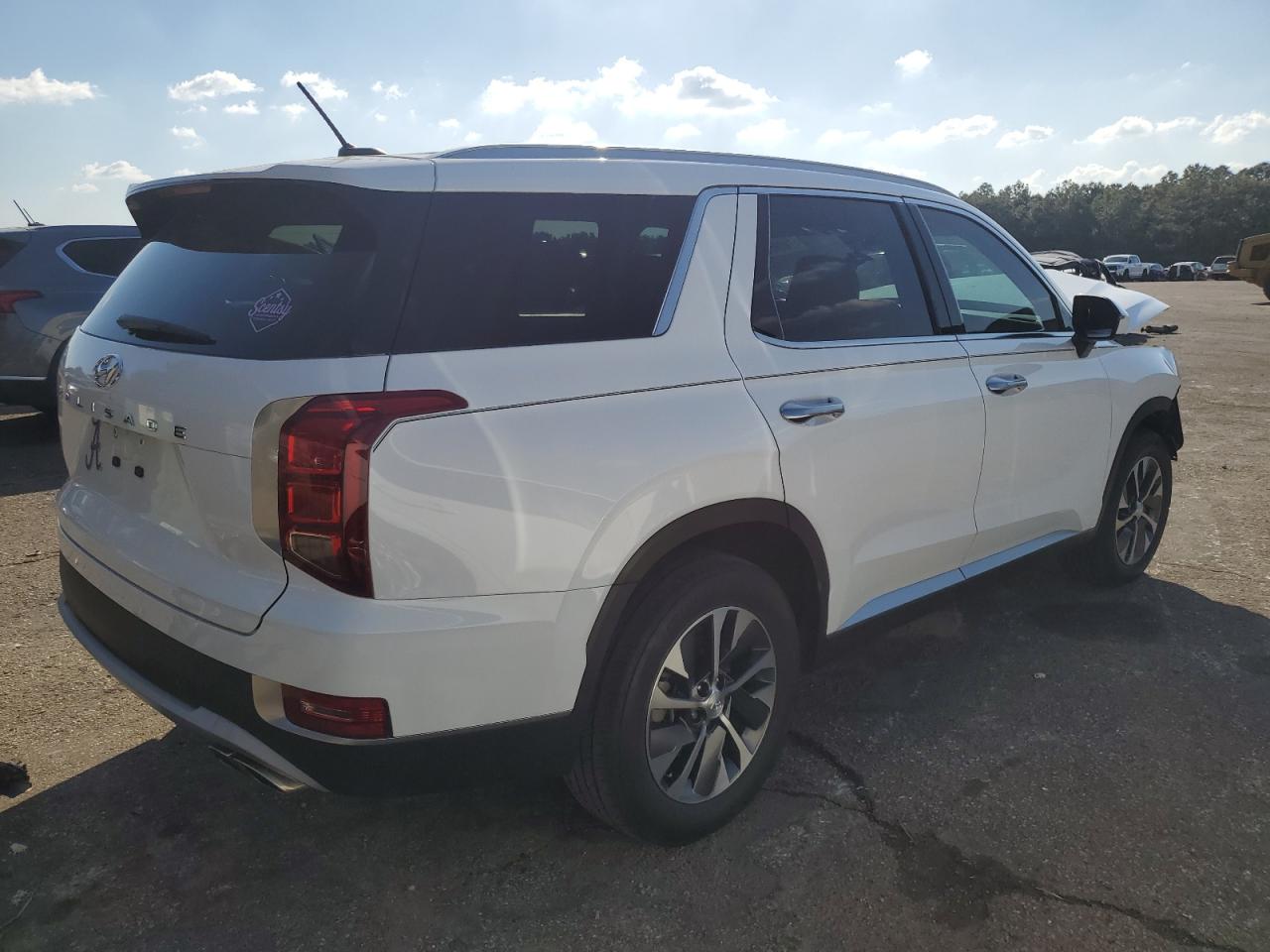 2022 Hyundai Palisade - Image 3