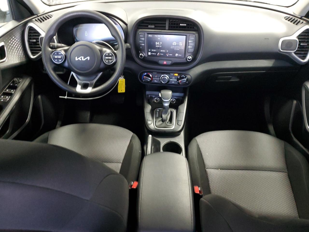 2023 Kia Soul - Image 8