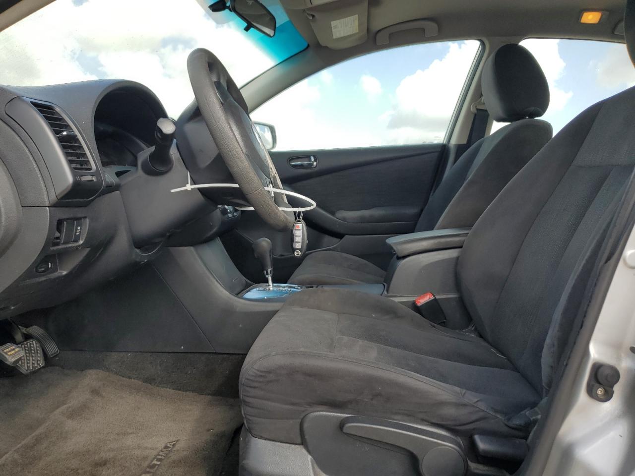 2012 Nissan Altima - Image 7