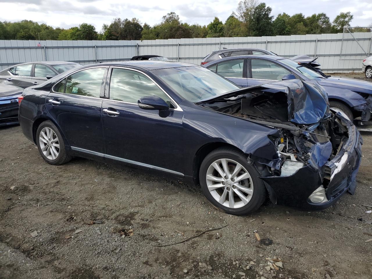 2010 Lexus ES - Image 4