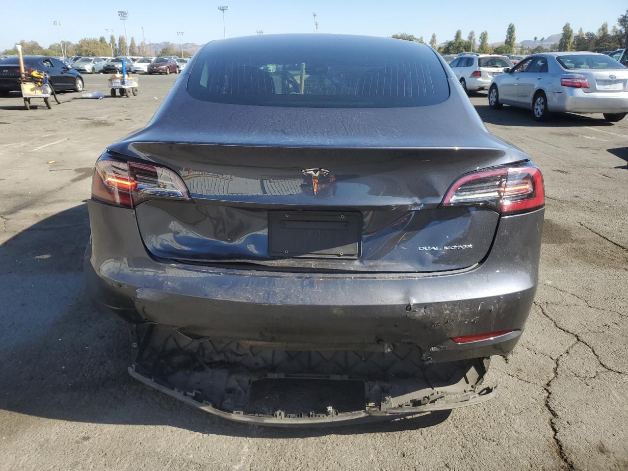 5YJ3E1EB9KF432492 2019 Tesla Model 3