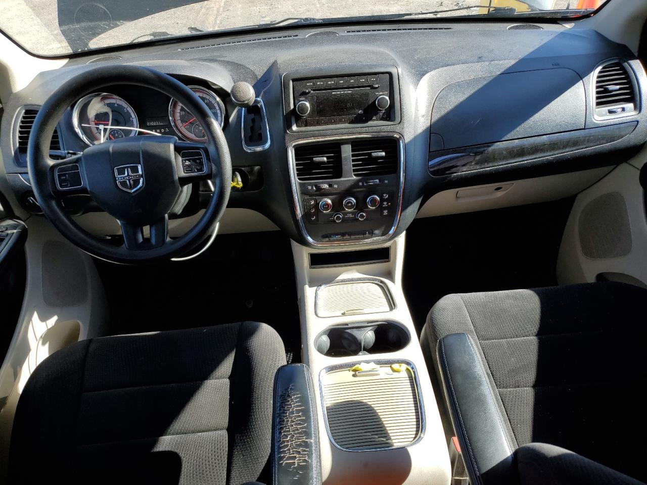 2014 Dodge Caravan - Image 8