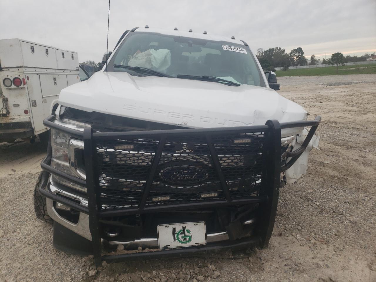 2022 Ford F250 - Image 5