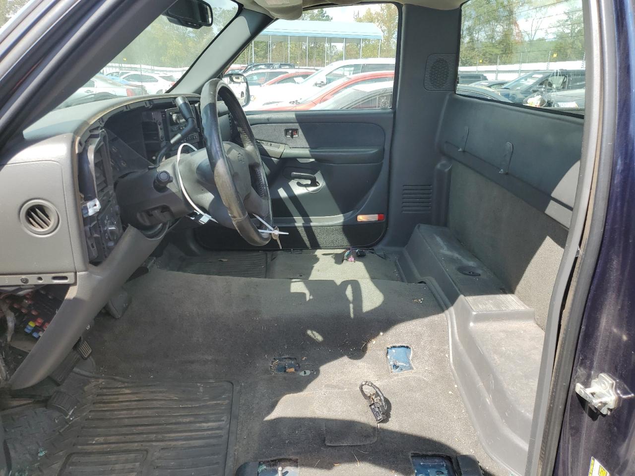 2005 Chevrolet Silverado - Image 7