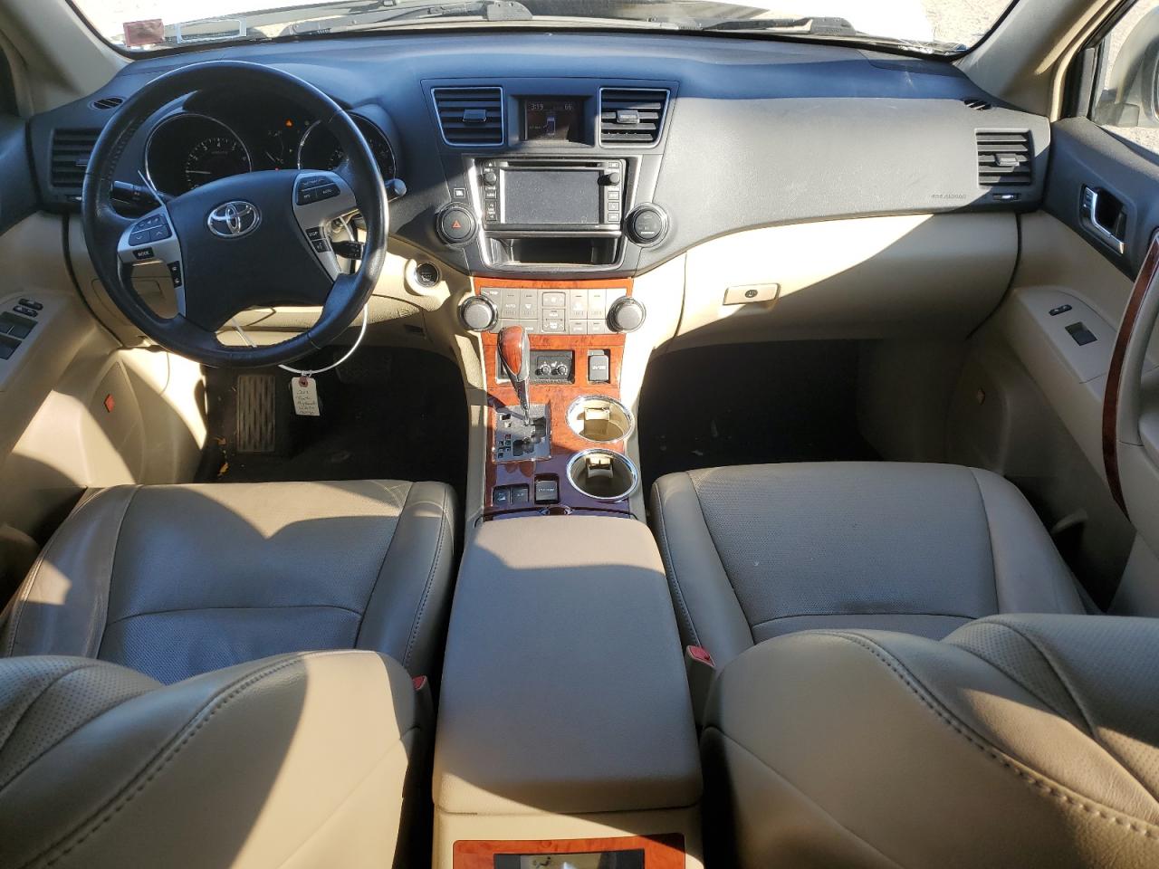 2013 Toyota Highlander - Image 8