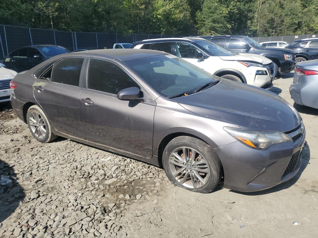 VIN 4T1BF1FK3HU426772 2017 TOYOTA CAMRY no.4