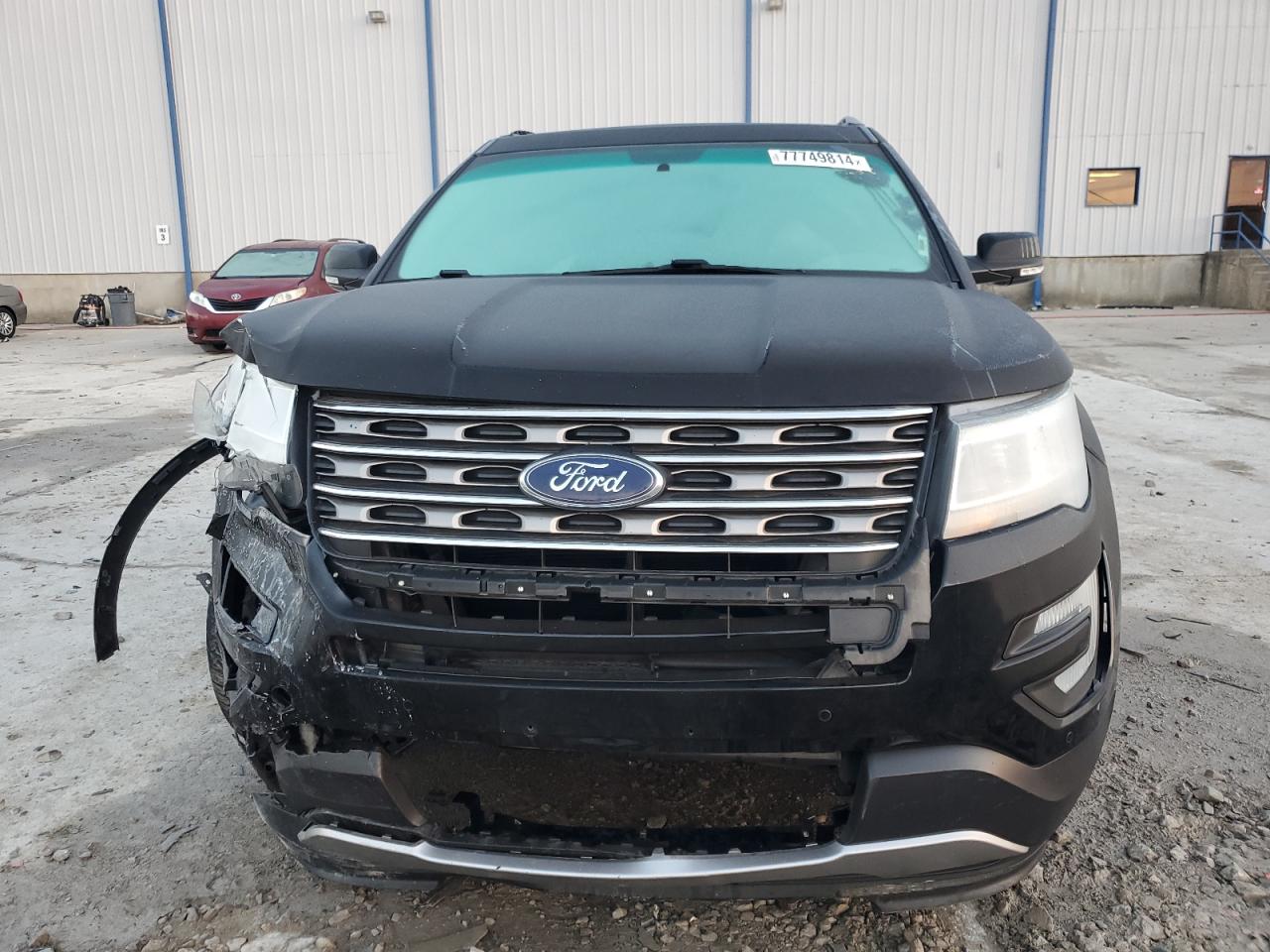2016 Ford Explorer - Image 5
