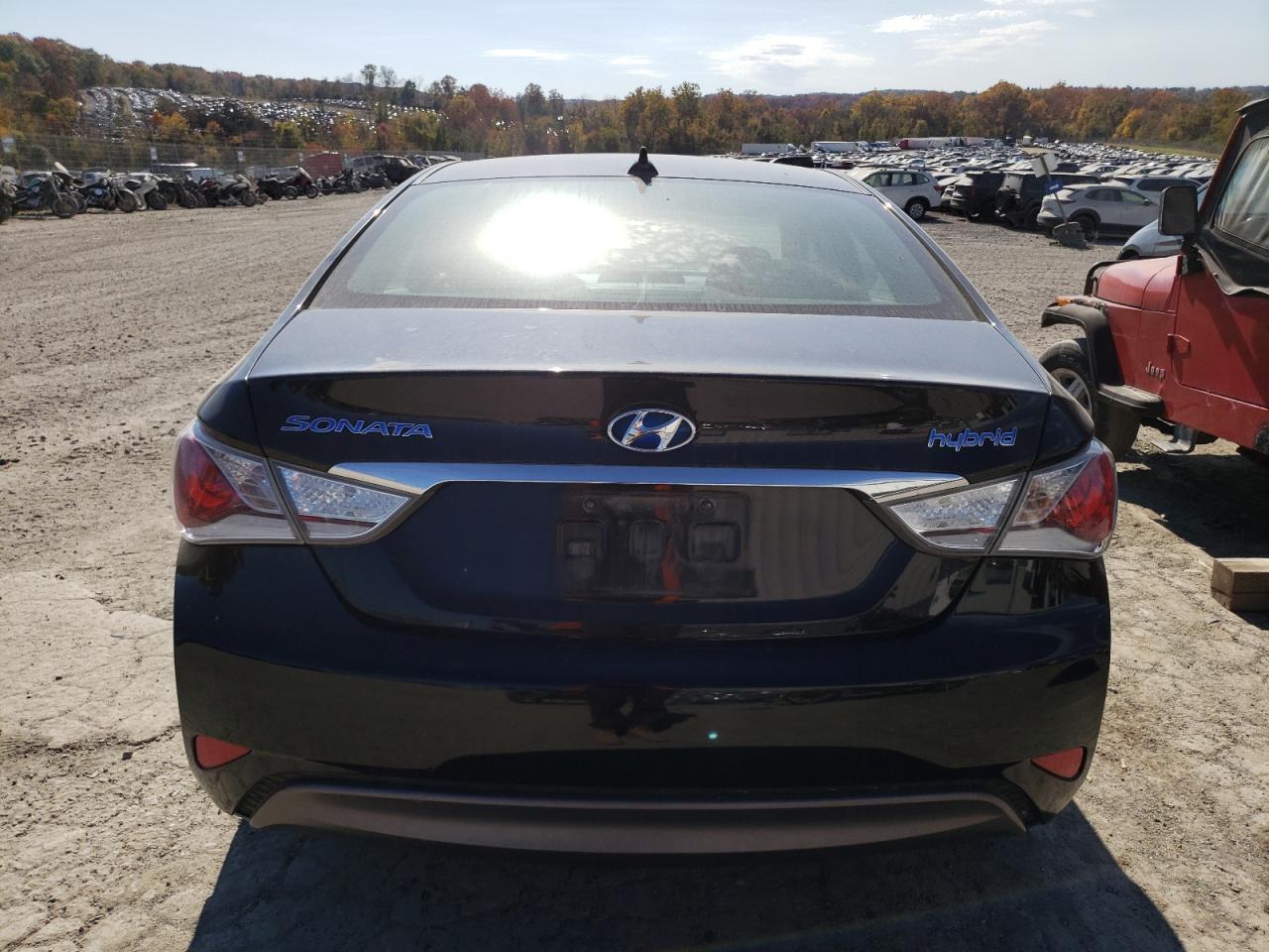 2013 Hyundai Sonata Hybrid VIN: KMHEC4A4XDA098651 Lot: 77526394