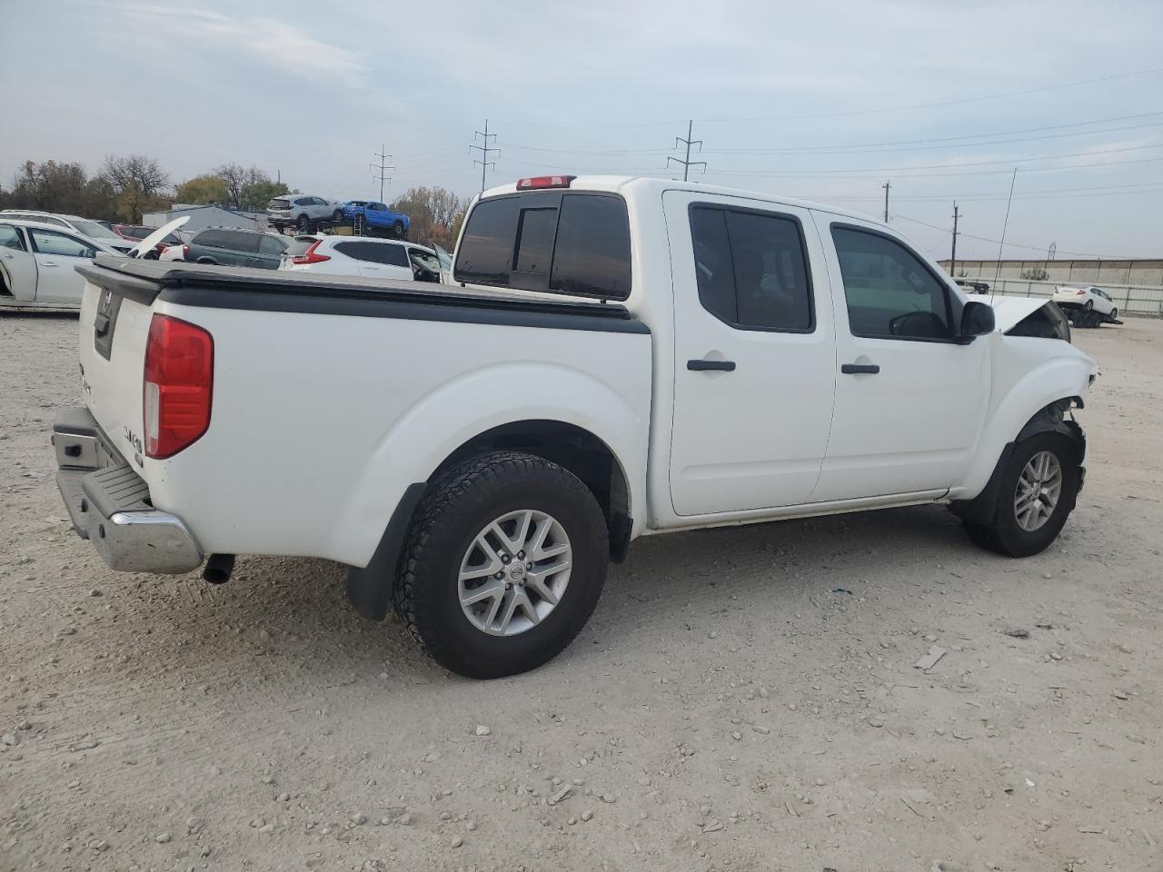 2017 Nissan Navara (Frontier) - Image 3