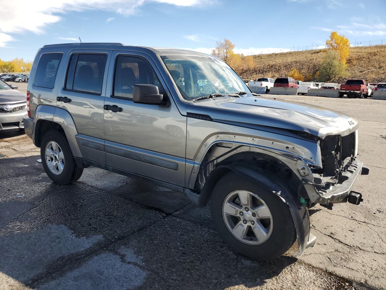 2012 Jeep Liberty (North America) - Image 4
