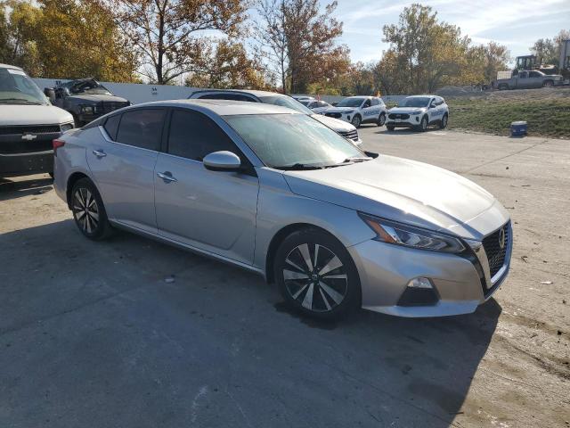  NISSAN ALTIMA 2021 Silver