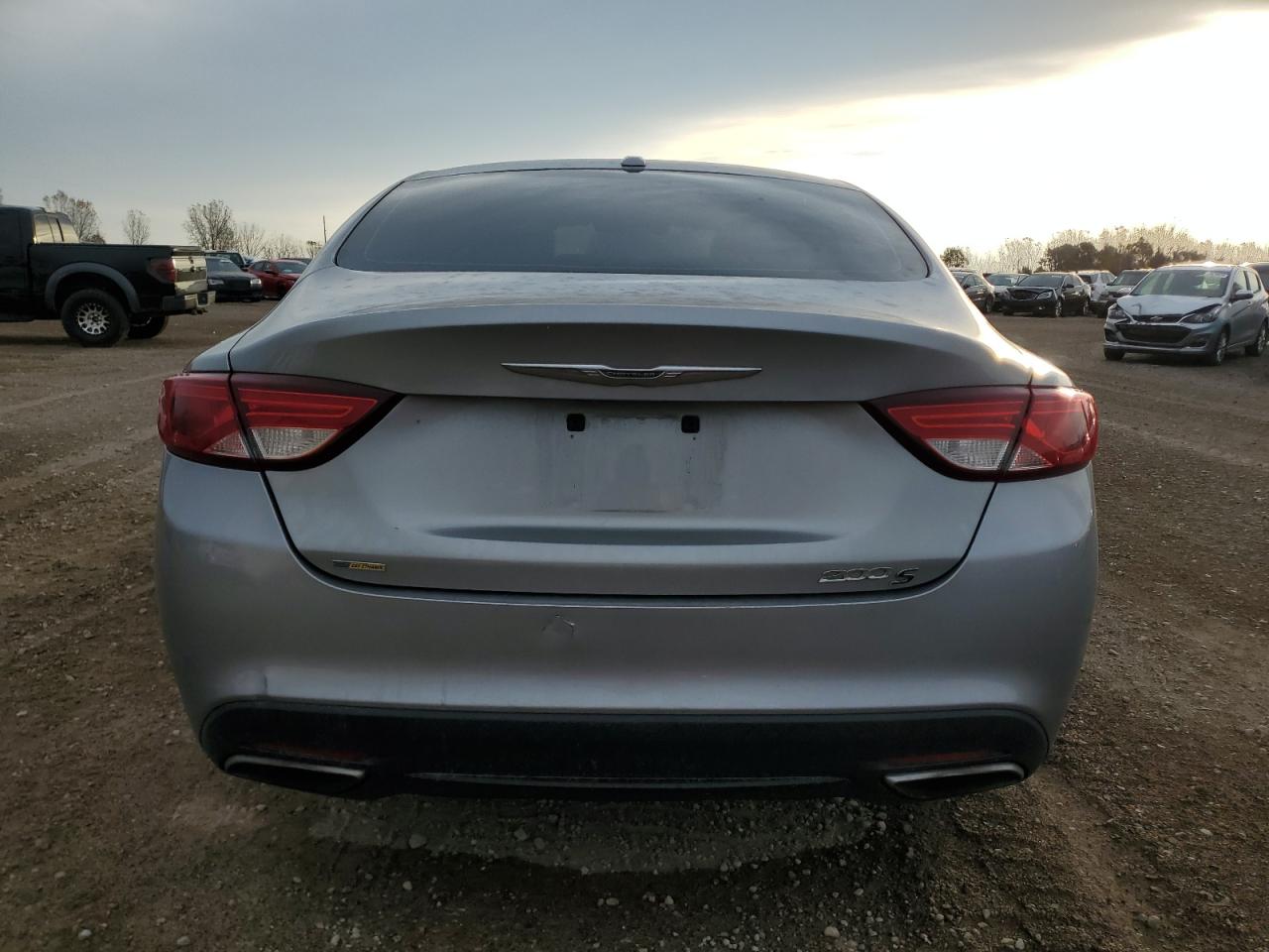 VIN 1C3CCCBB9FN670926 2015 CHRYSLER 200 no.6