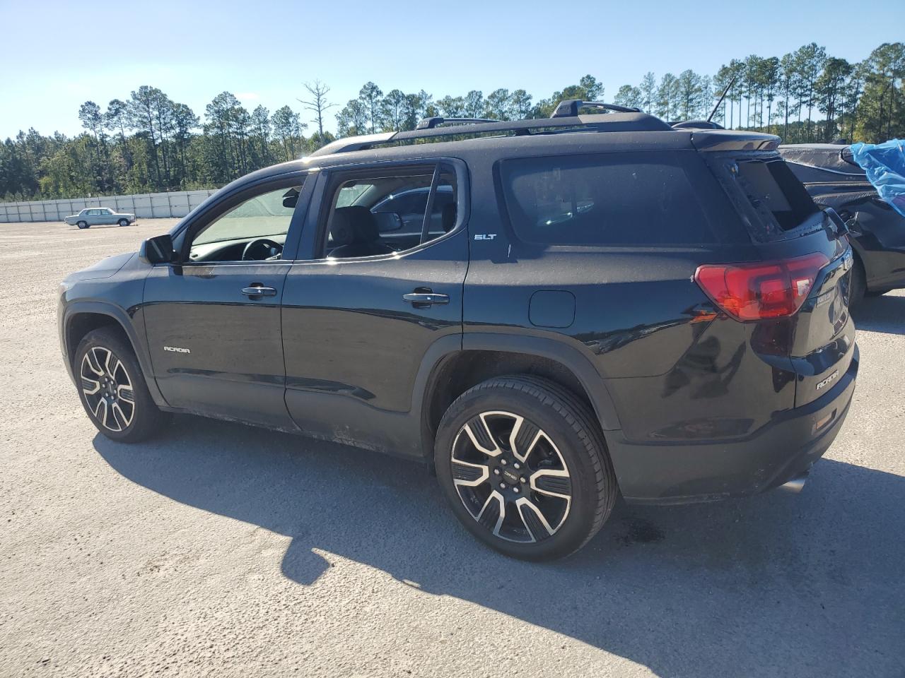 2019 GMC Acadia - Image 2