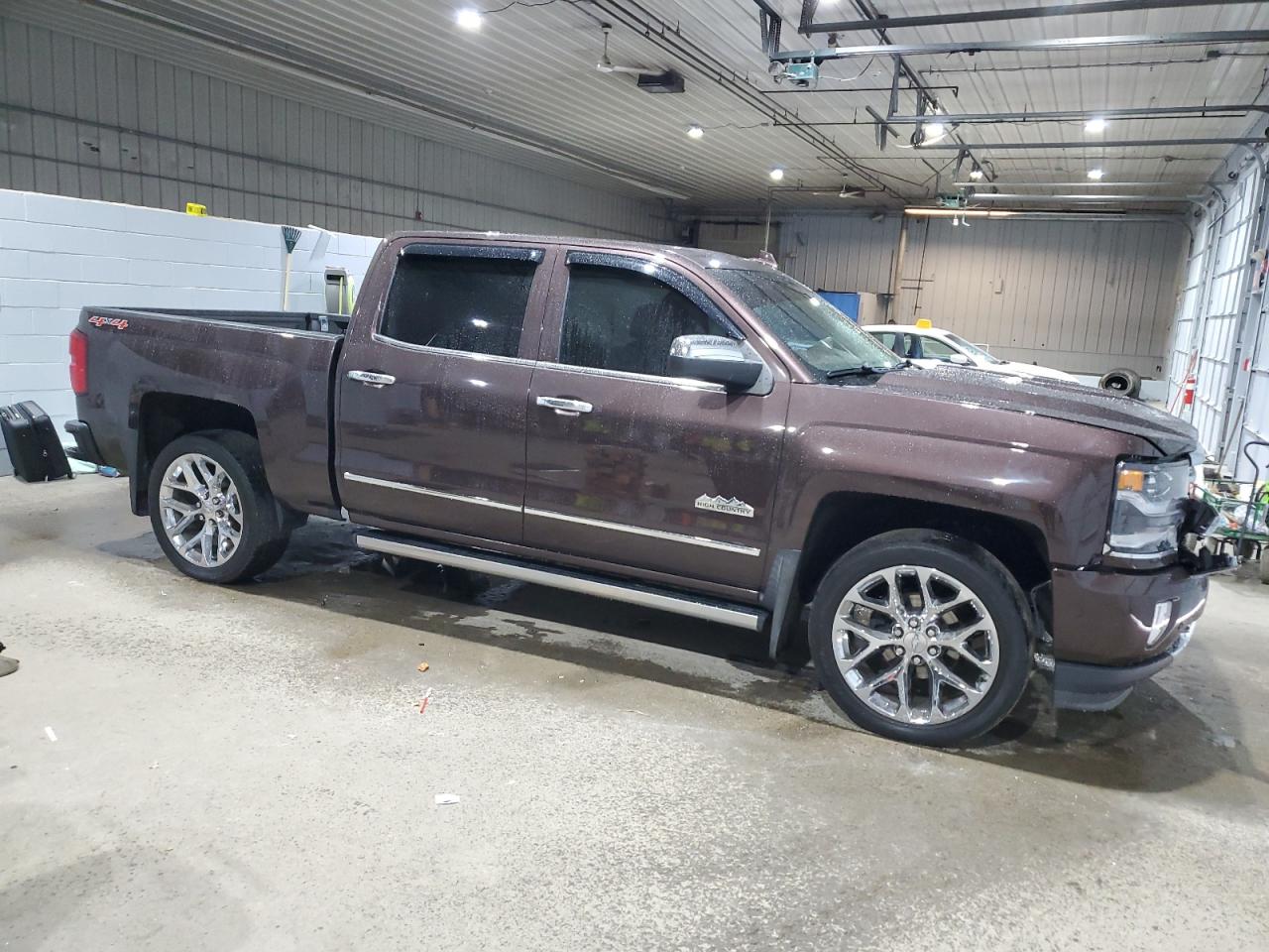 2016 Chevrolet Silverado - Image 4