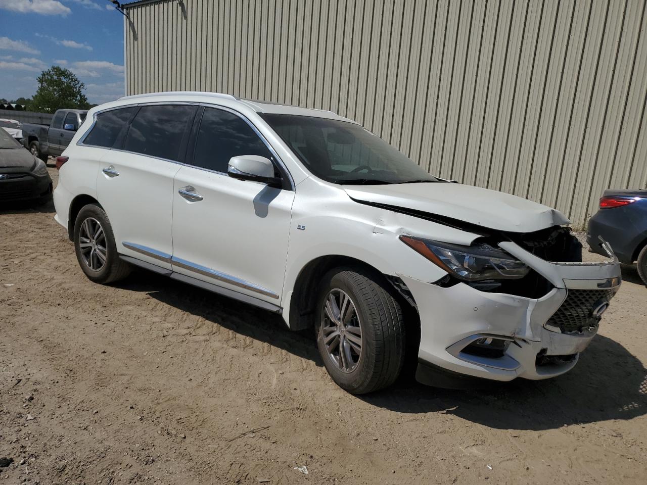 VIN 5N1AL0MN1GC525106 2016 INFINITI QX60 no.4