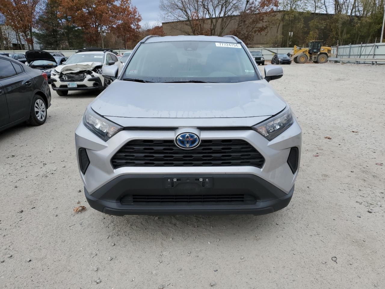 2022 Toyota RAV 4 - Image 5