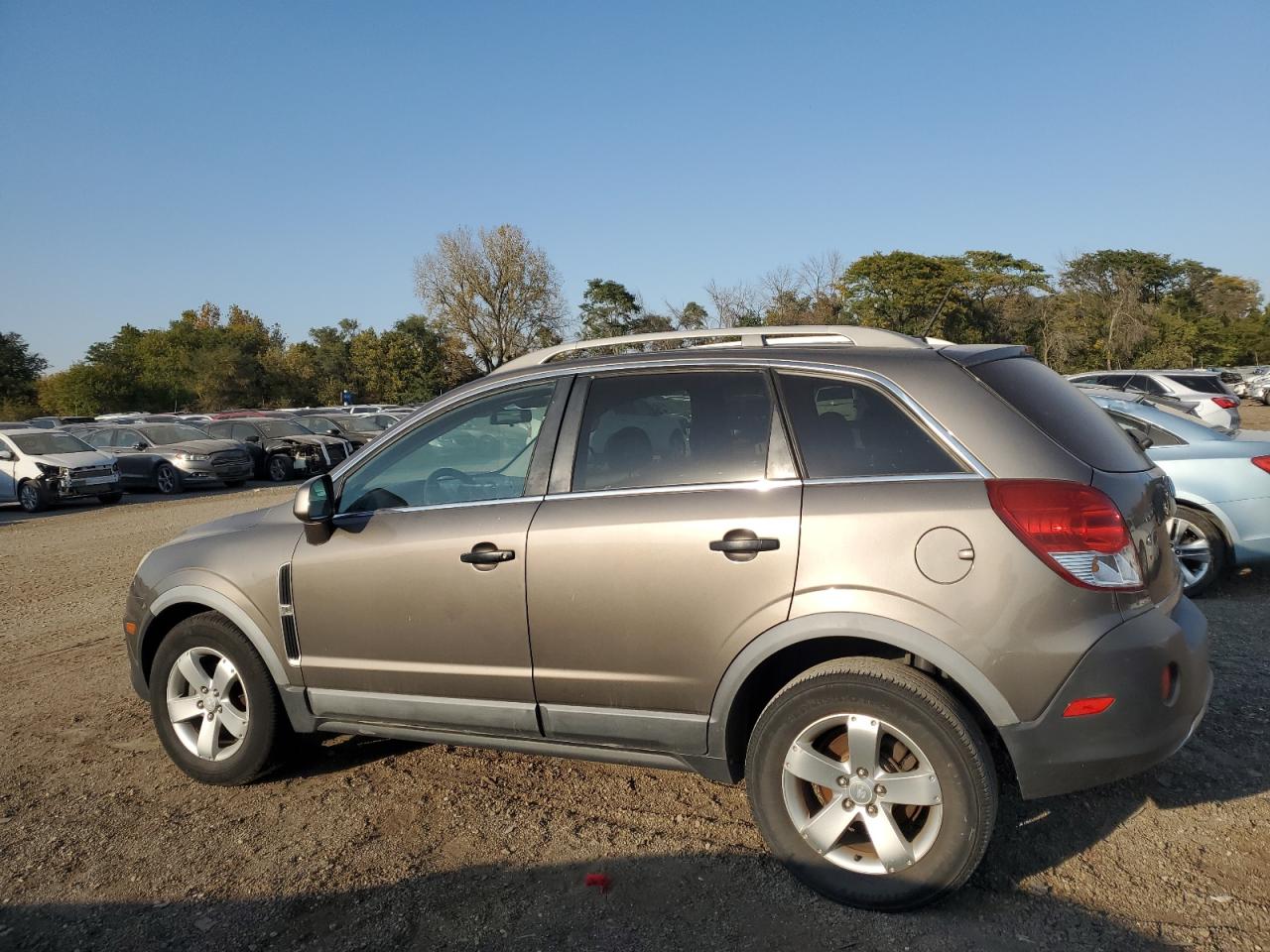 2012 Chevrolet Captiva - Image 2