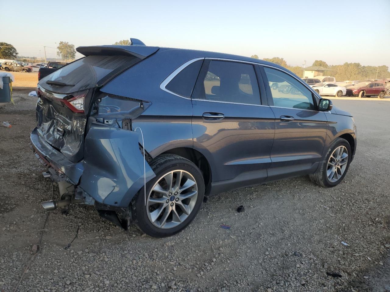 VIN 2FMPK3K84JBC49281 2018 FORD EDGE no.3