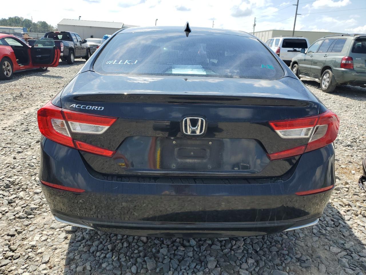 1HGCV1F14JA125245 2018 Honda Accord Lx