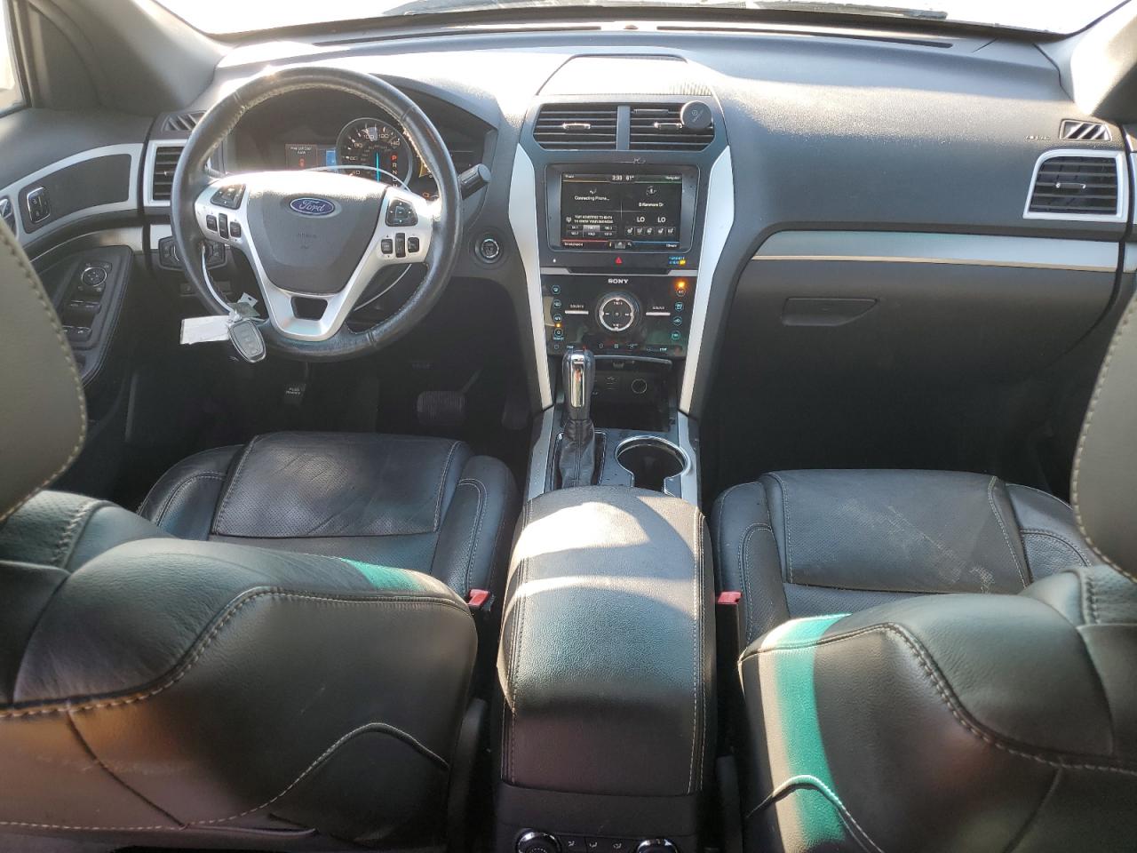 2015 Ford Explorer - Image 8