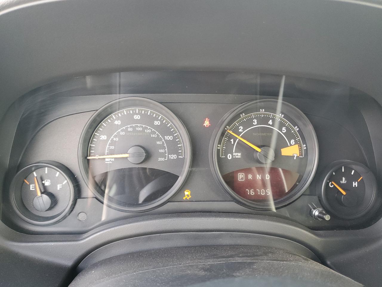 2016 Jeep Liberty (Patriot) - Image 9