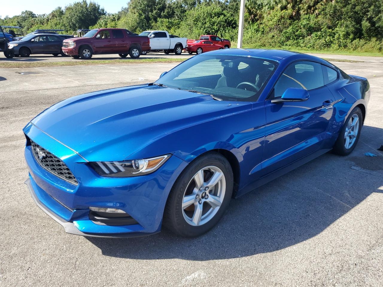 1FA6P8AM0H5270873 2017 FORD MUSTANG - Image 1