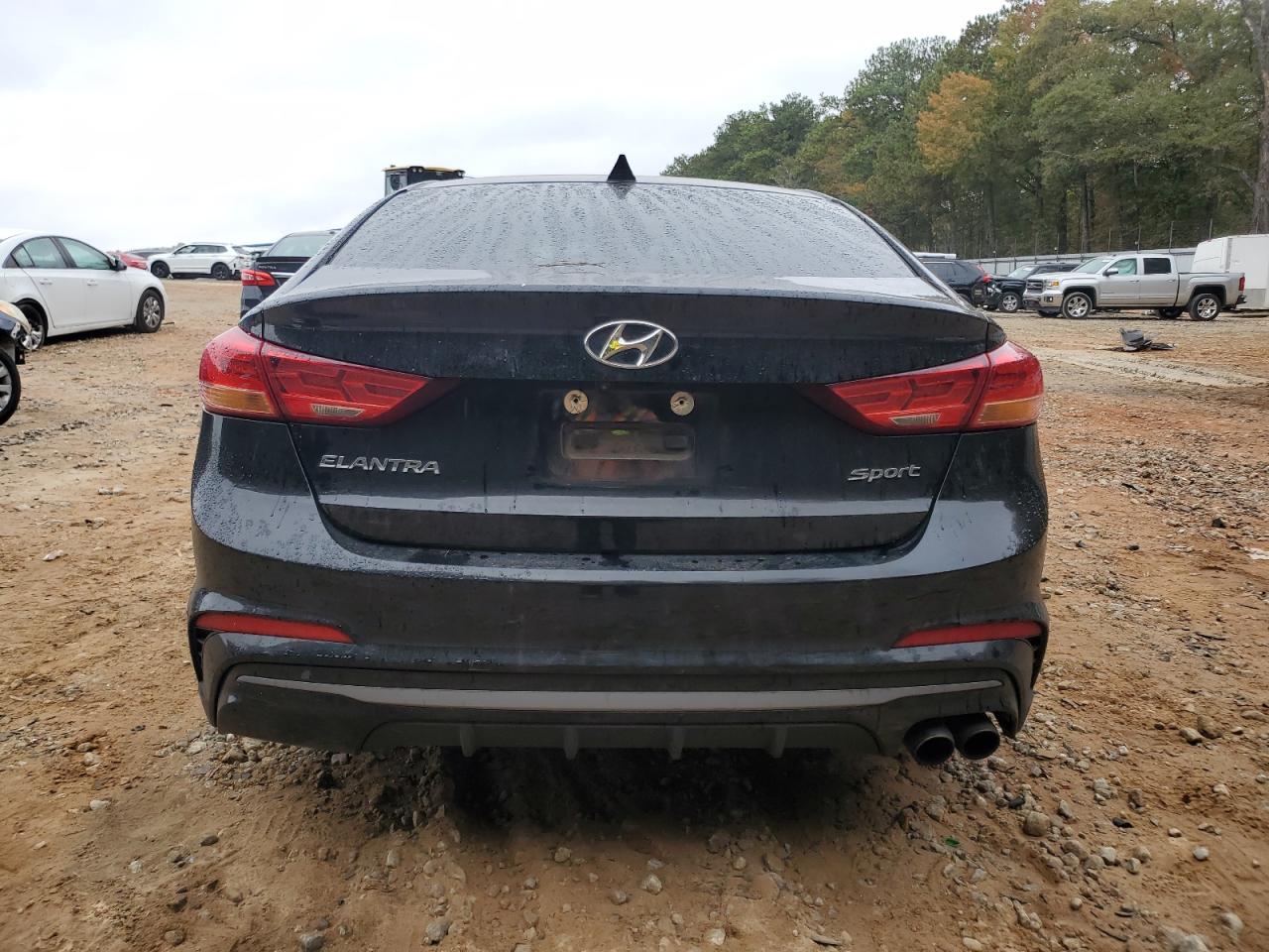 2018 Hyundai Elantra - Image 6