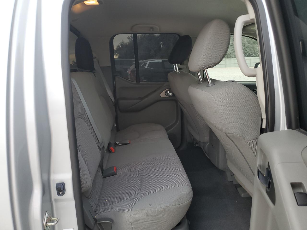 2019 Nissan Navara (Frontier) - Image 11