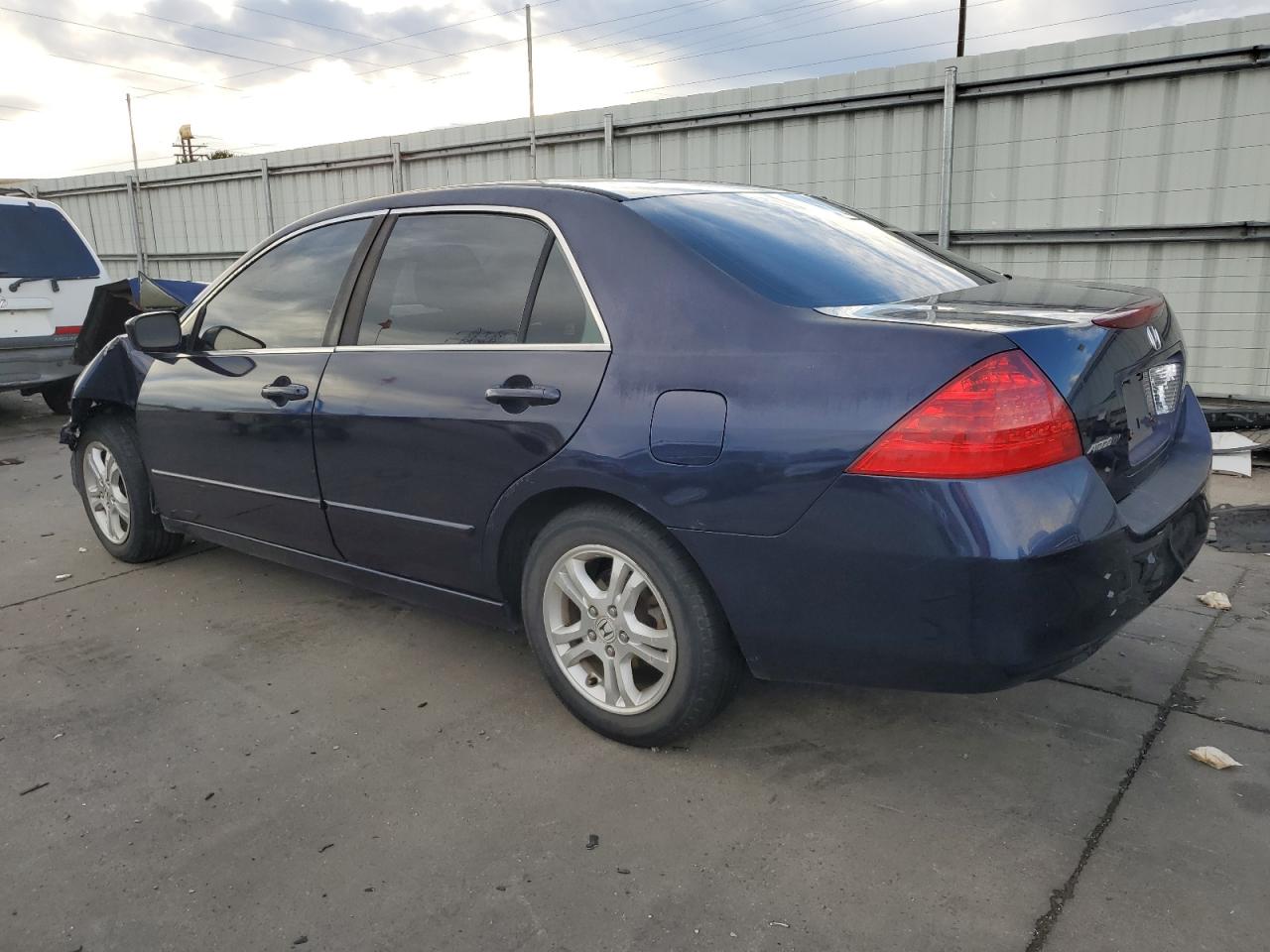 2007 Honda Accord - Image 2