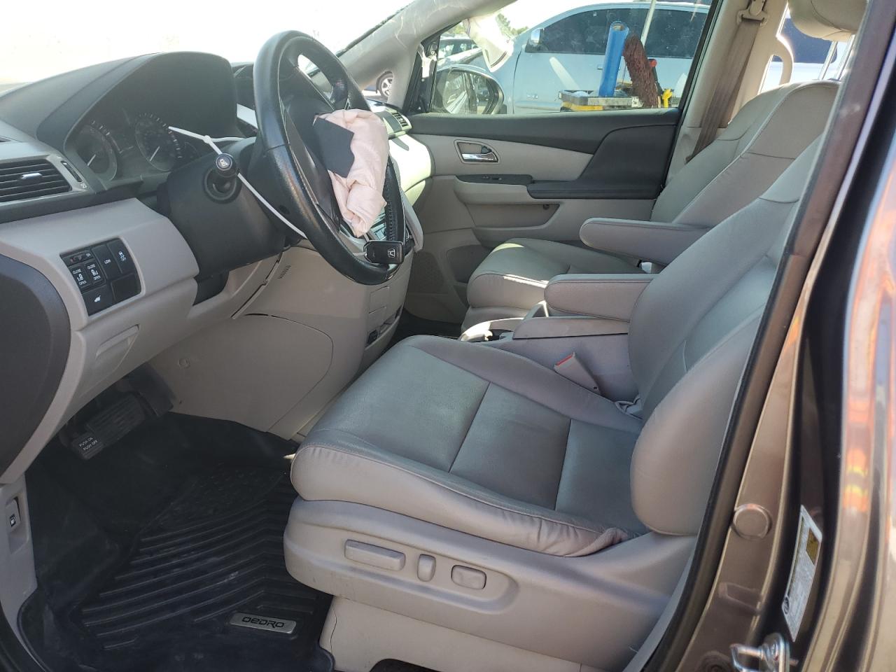 2016 Honda Odyssey - Image 7