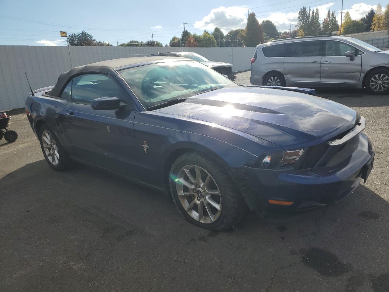 2010 Ford Mustang - Image 4
