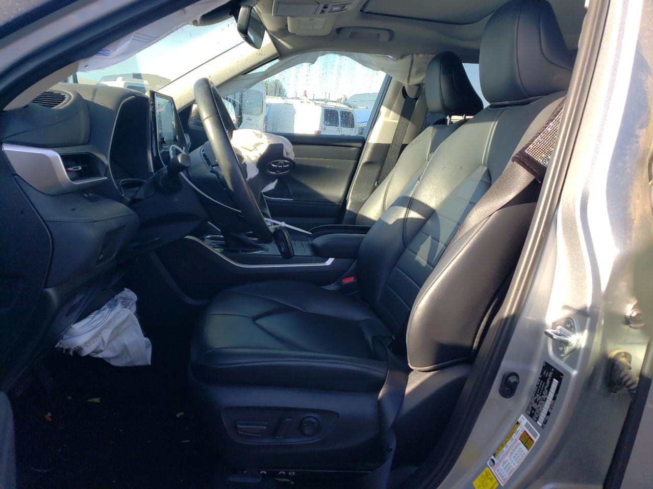 2021 Toyota Highlander - Image 7