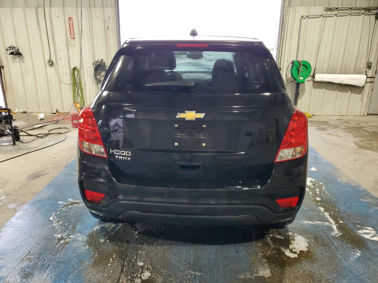 2021 Chevrolet Trax Ls VIN: KL7CJKSB9MB335964 Lot: 74300844