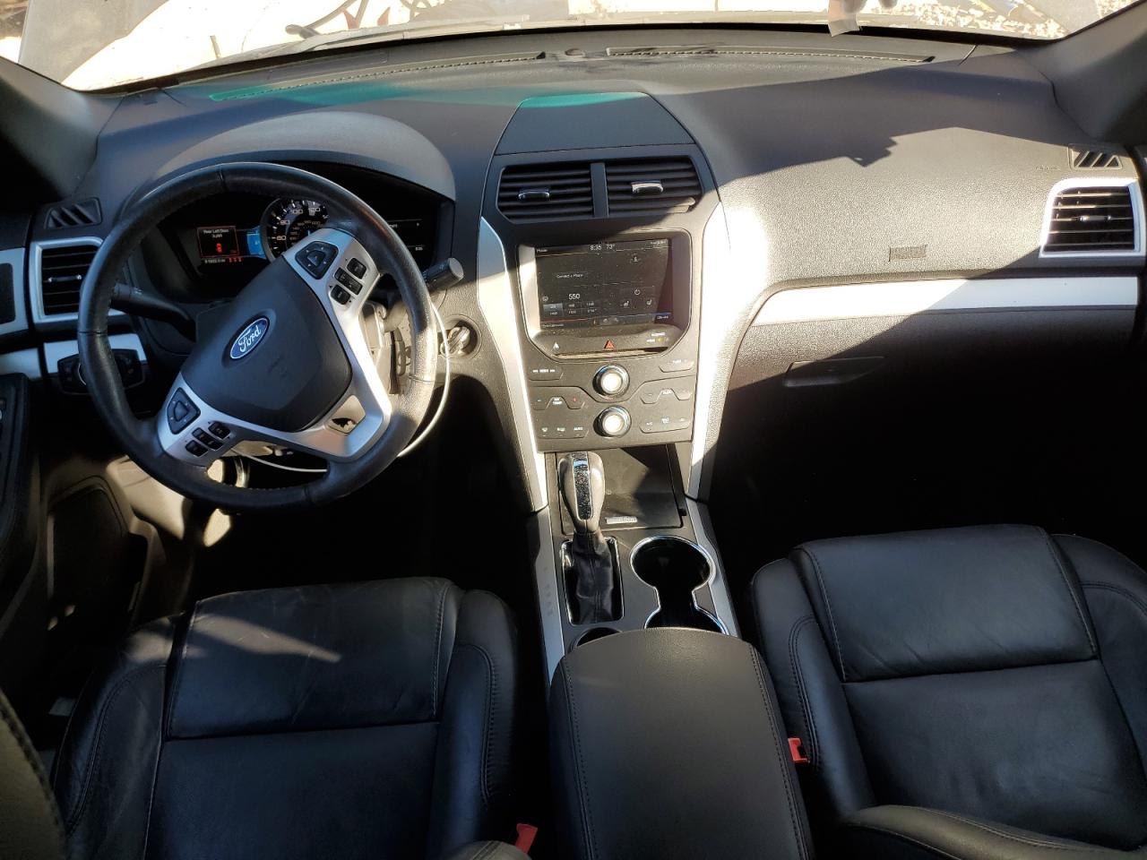 2015 Ford Explorer - Image 8