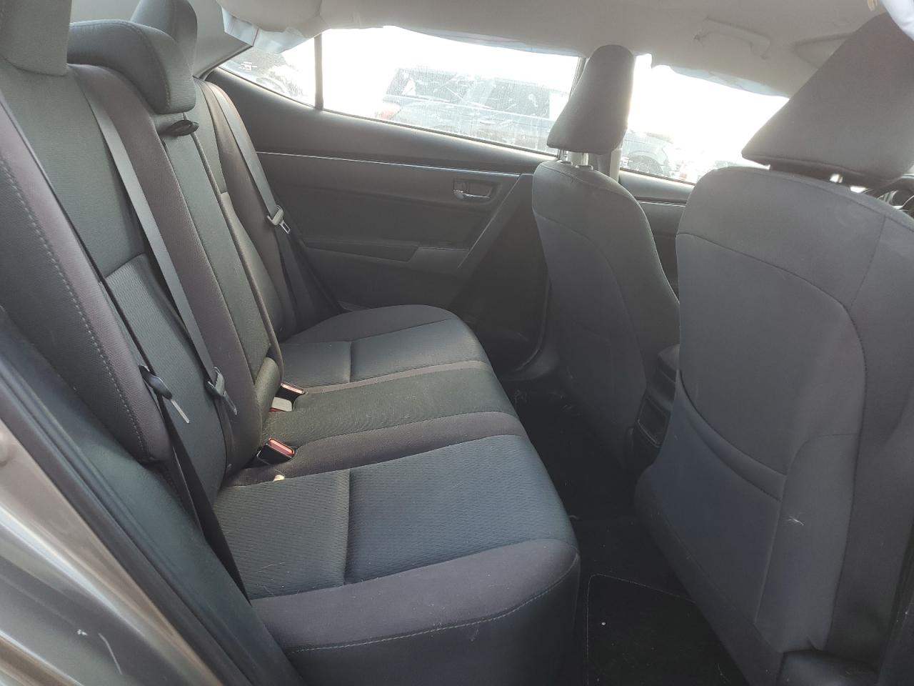 2018 Toyota Corolla - Image 10