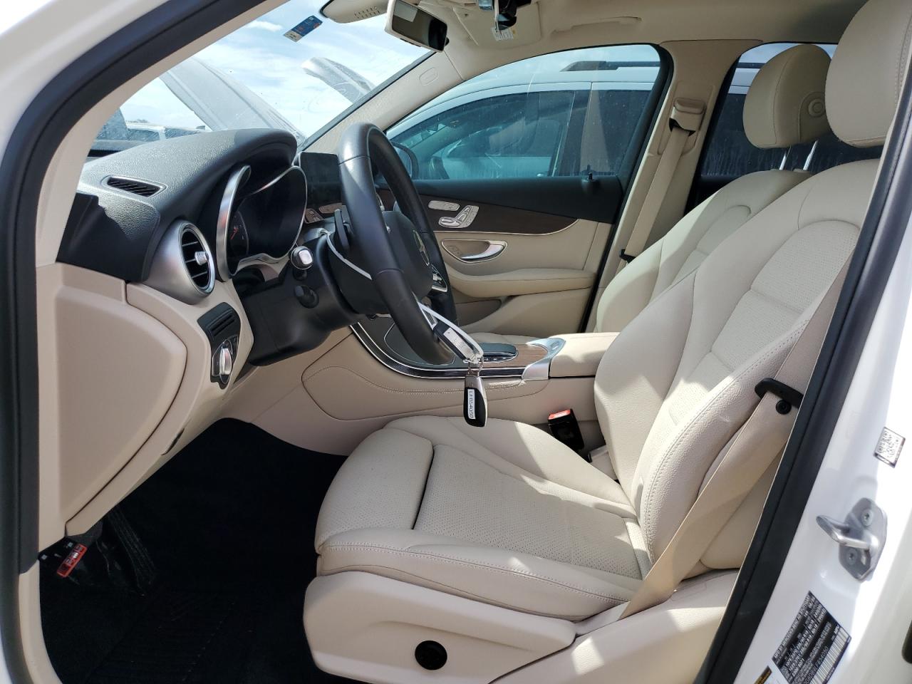 2020 Mercedes-Benz GLC - Image 7