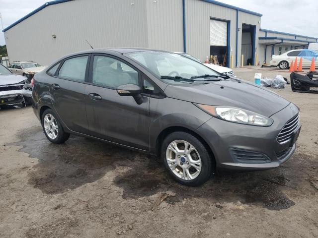 Sedans FORD FIESTA 2016 Gray