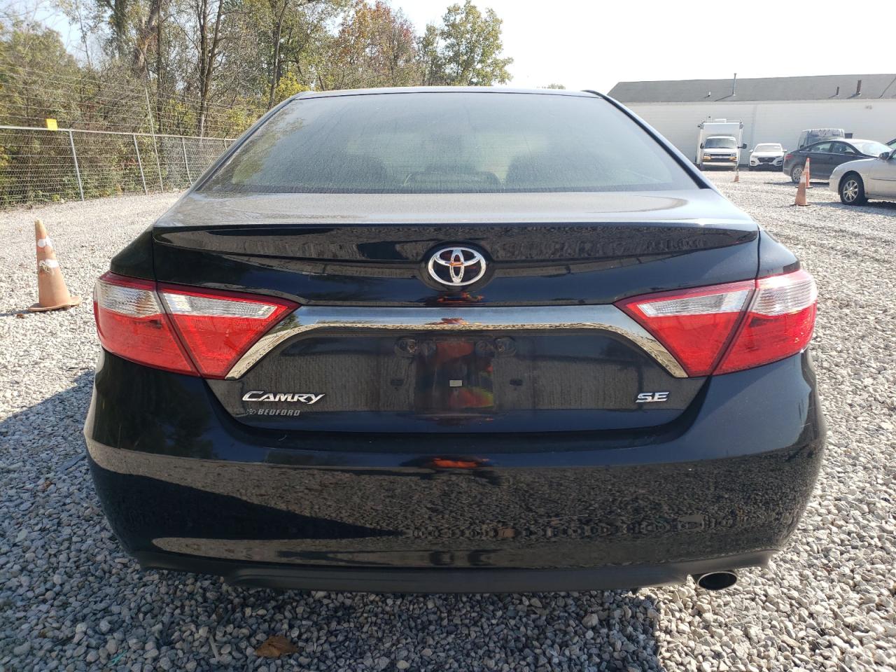 4T1BF1FK1GU157136 2016 Toyota Camry Le