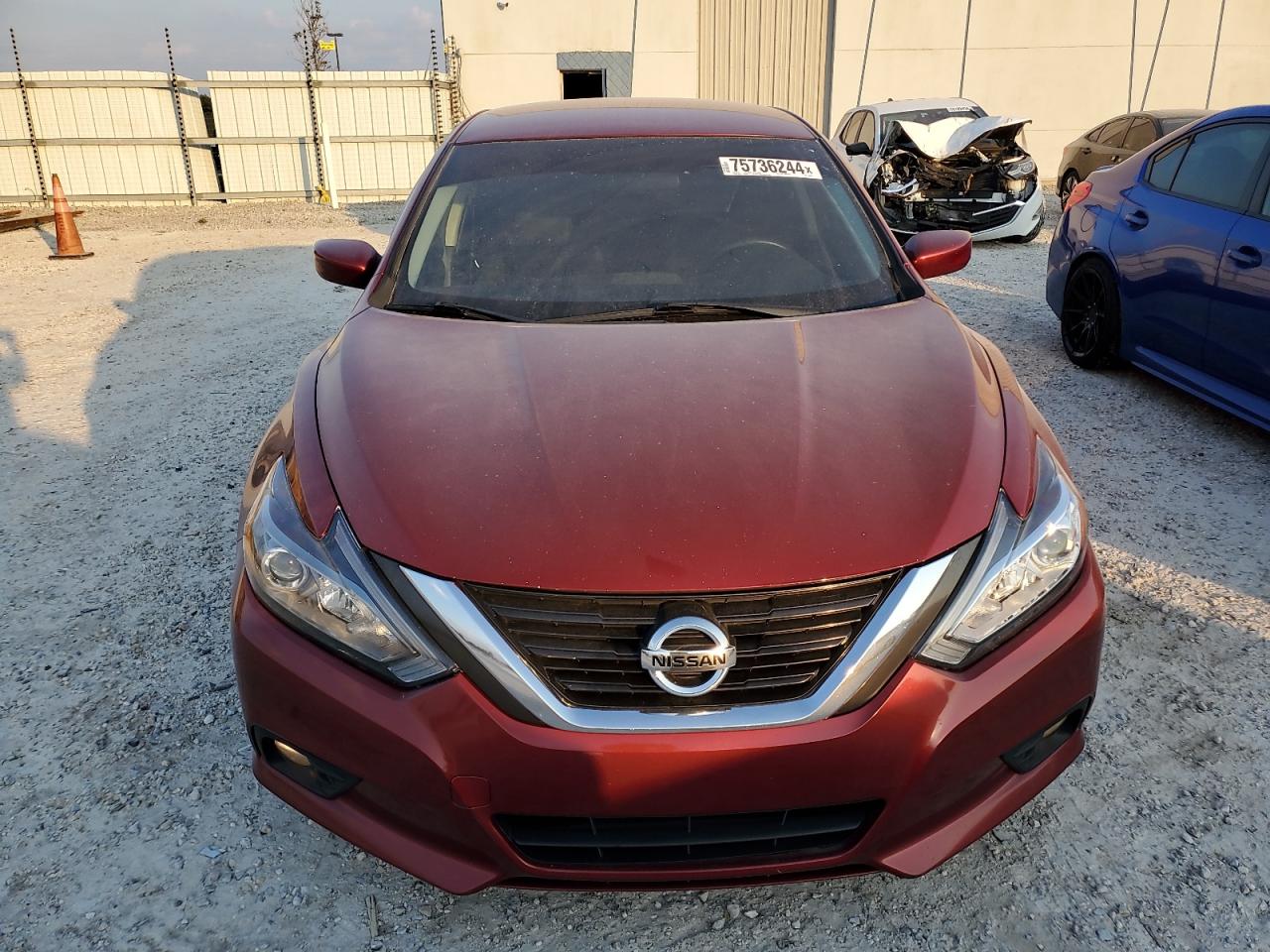 2017 Nissan Altima - Image 5