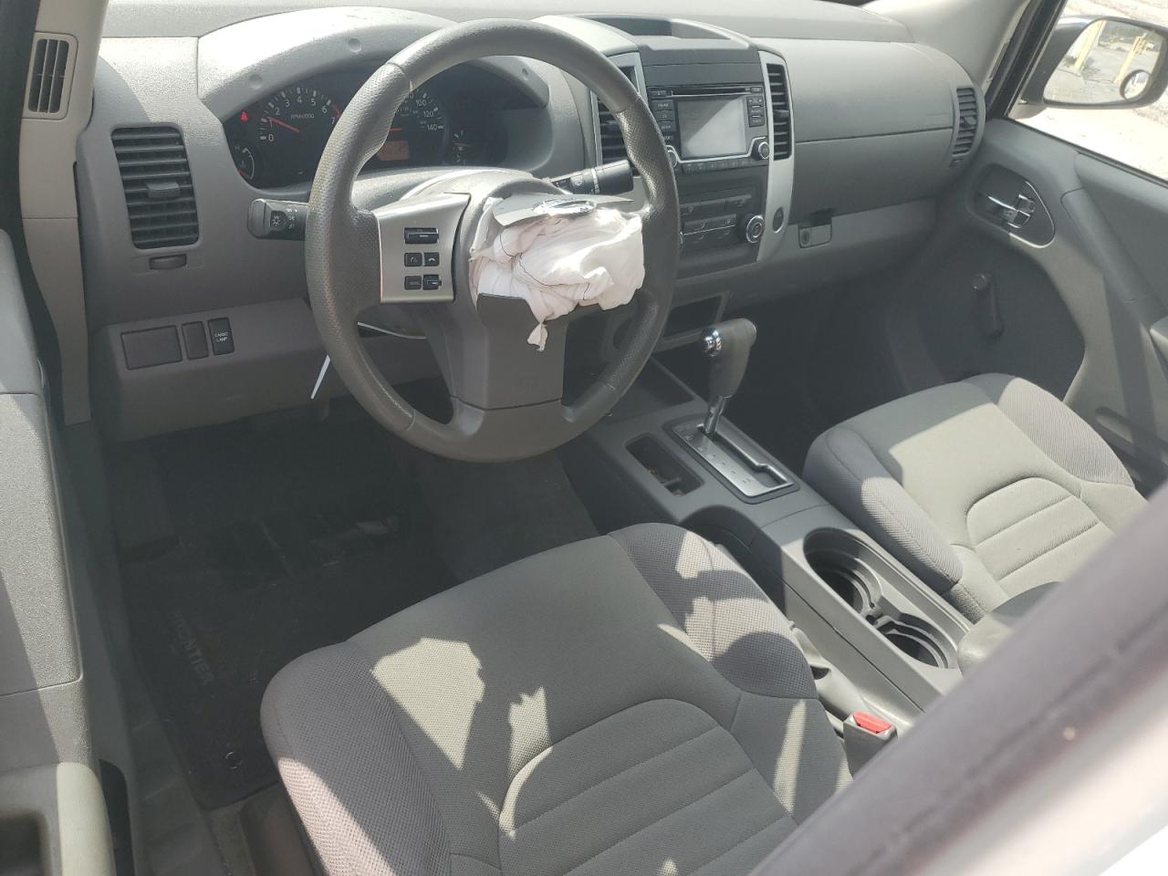 2017 Nissan Navara (Frontier) - Image 8