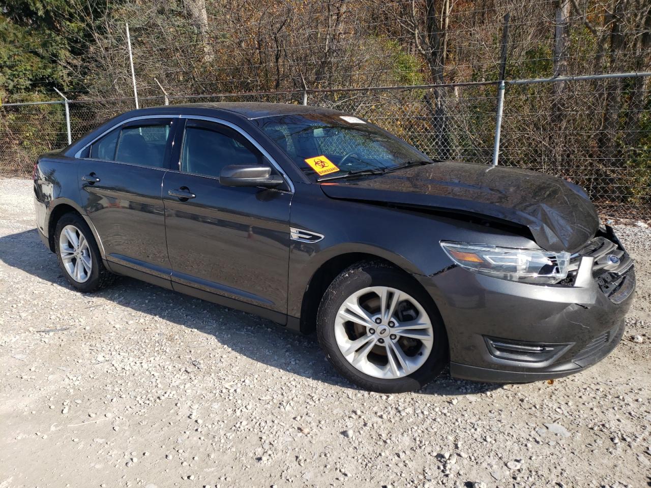2015 Ford Taurus - Image 4
