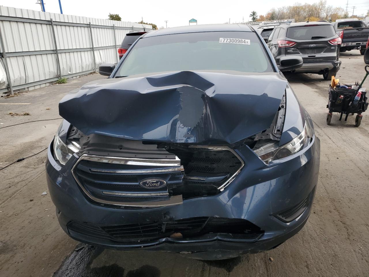 2019 Ford Taurus - Image 5